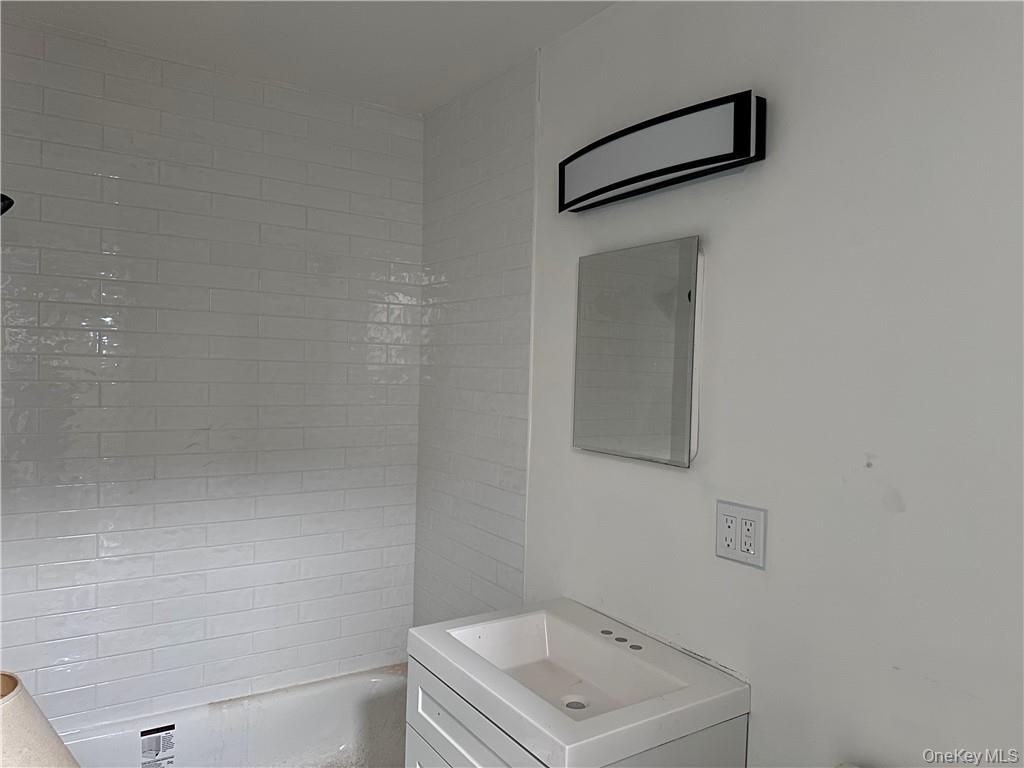 60 Trafalgar Road # 1, New Windsor, NY 12553