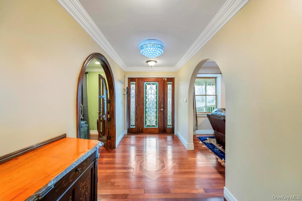 277 Clocks Boulevard, East Massapequa, NY 11758