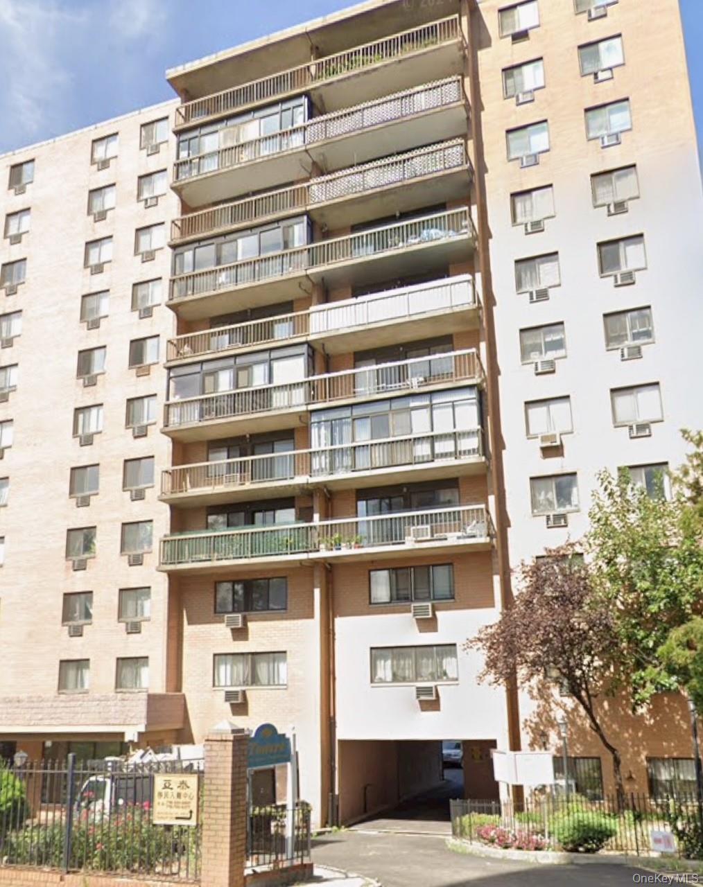 136-75 37 Avenue # 10H, Flushing, NY 11354