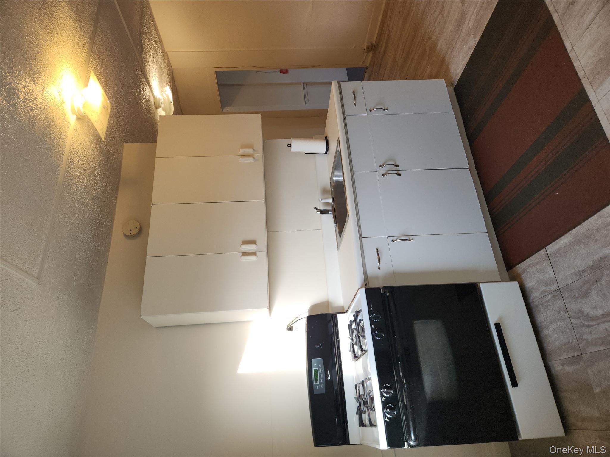 5635-5639 Route 82 # 3, Clinton Corners, NY 12514