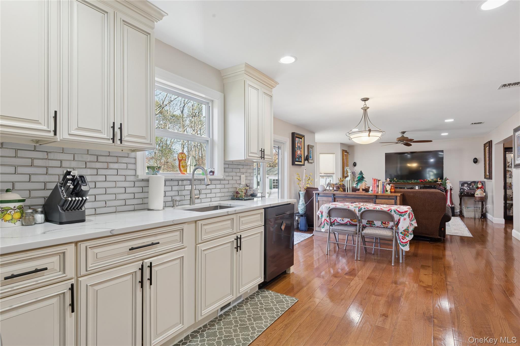 262 Walker Avenue, East Patchogue, NY 11772