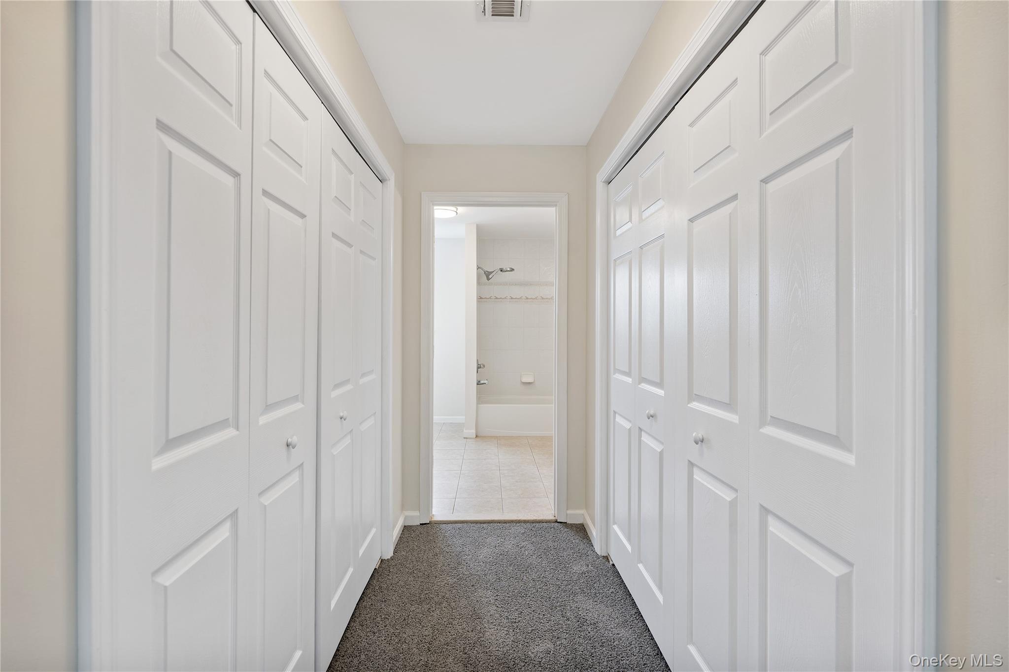 221 Tamerisk Lane, New Windsor, NY 12553