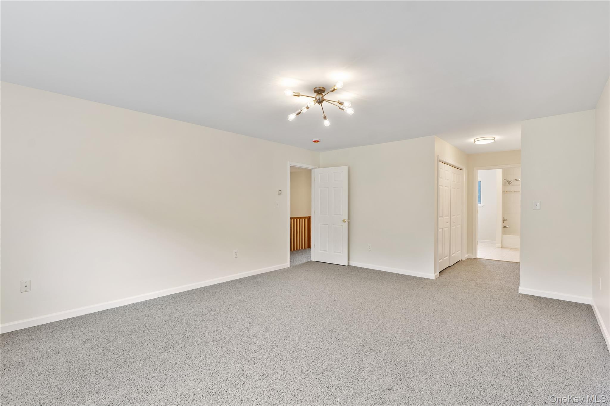 221 Tamerisk Lane, New Windsor, NY 12553