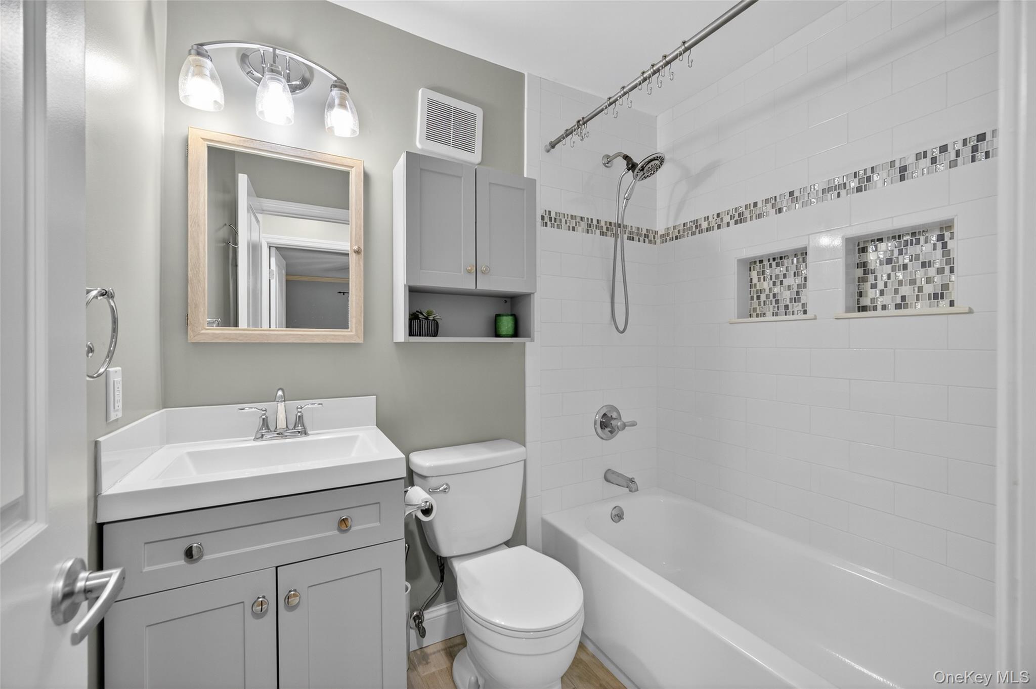 10 Secora Road # L12, Monsey, NY 10952