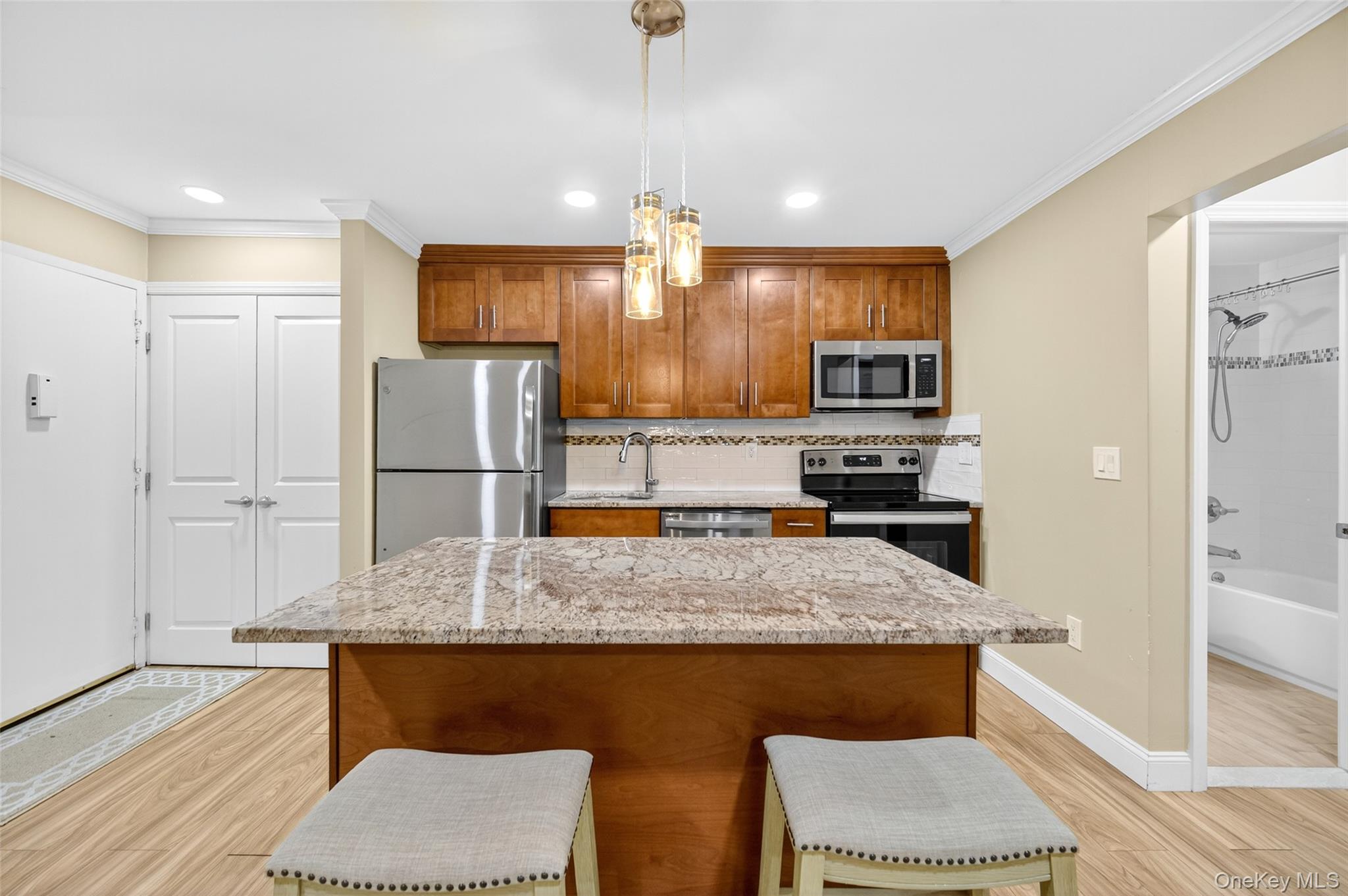 10 Secora Road # L12, Monsey, NY 10952