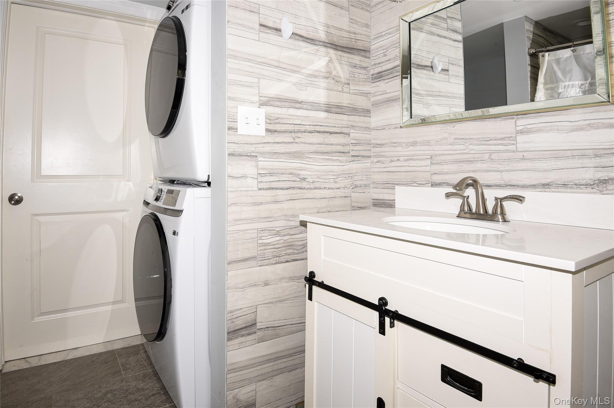 181 Friends Lane, Westbury, NY 11590