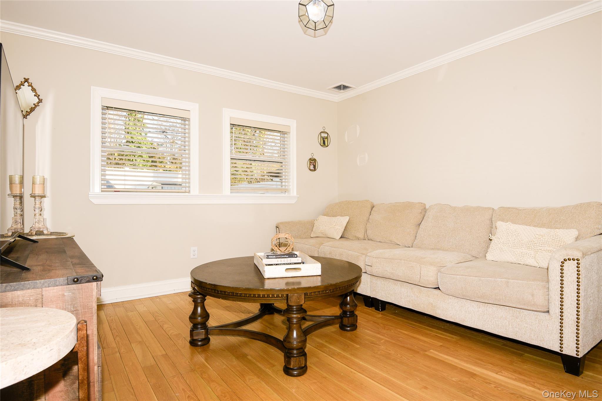 181 Friends Lane, Westbury, NY 11590