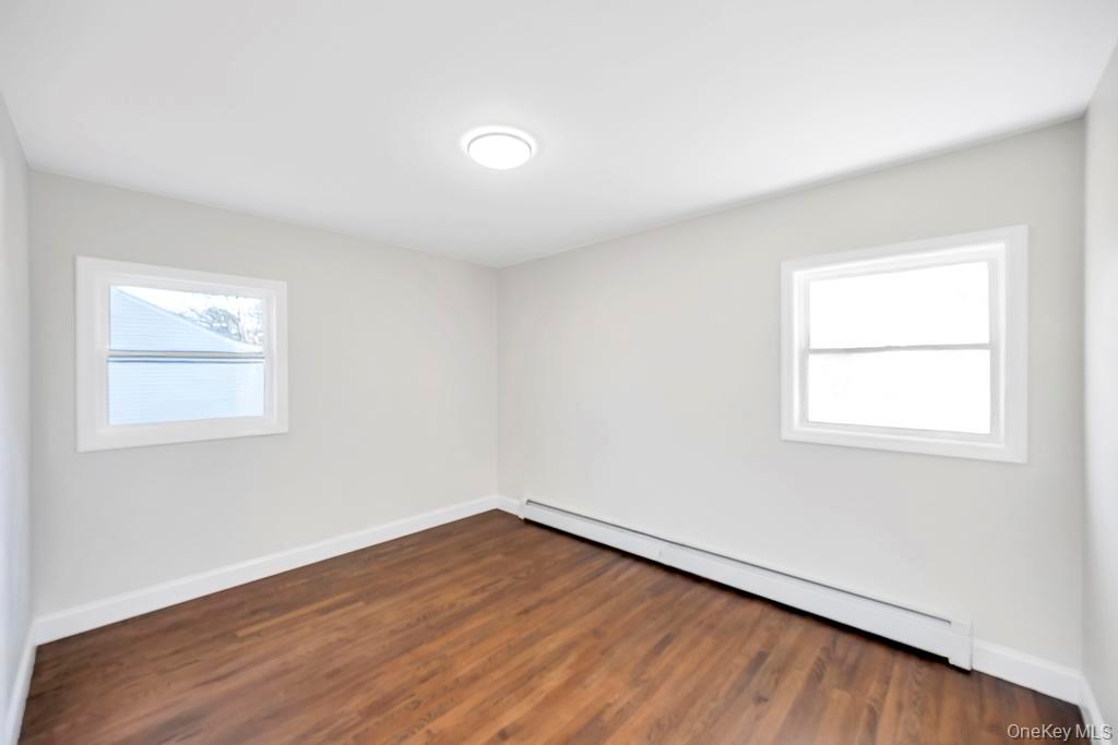 16 Columbus Avenue, Brentwood, NY 11717