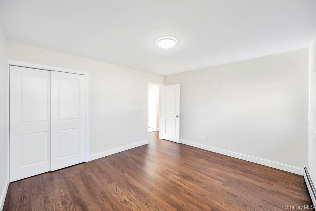 16 Columbus Avenue, Brentwood, NY 11717