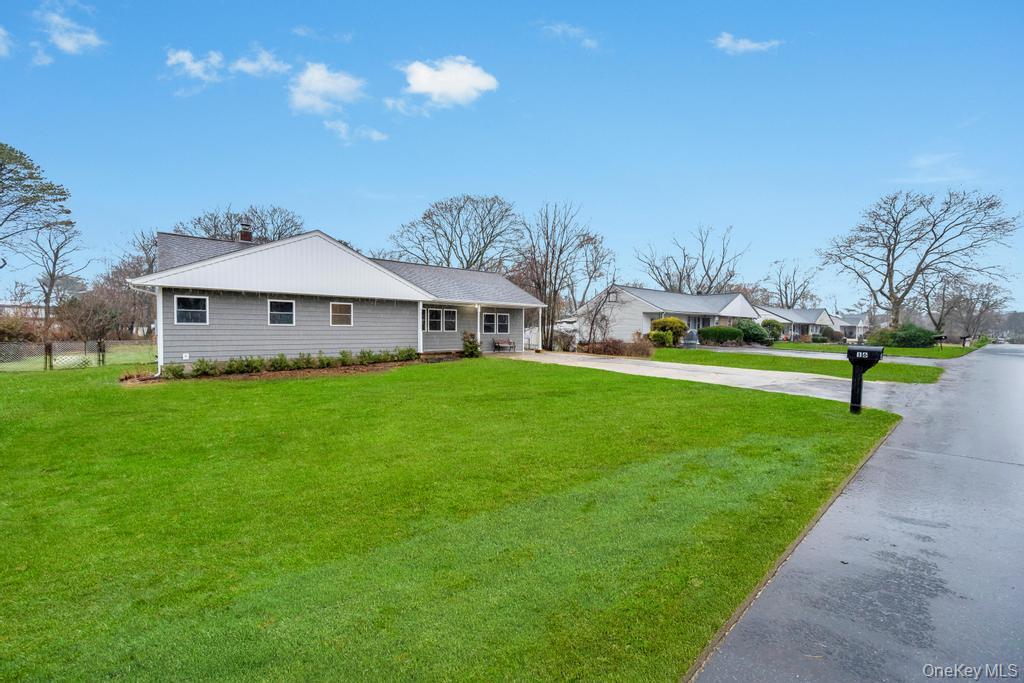 16 Columbus Avenue, Brentwood, NY 11717