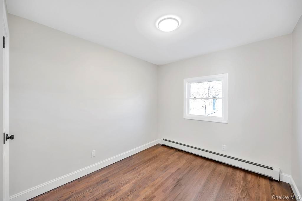 16 Columbus Avenue, Brentwood, NY 11717