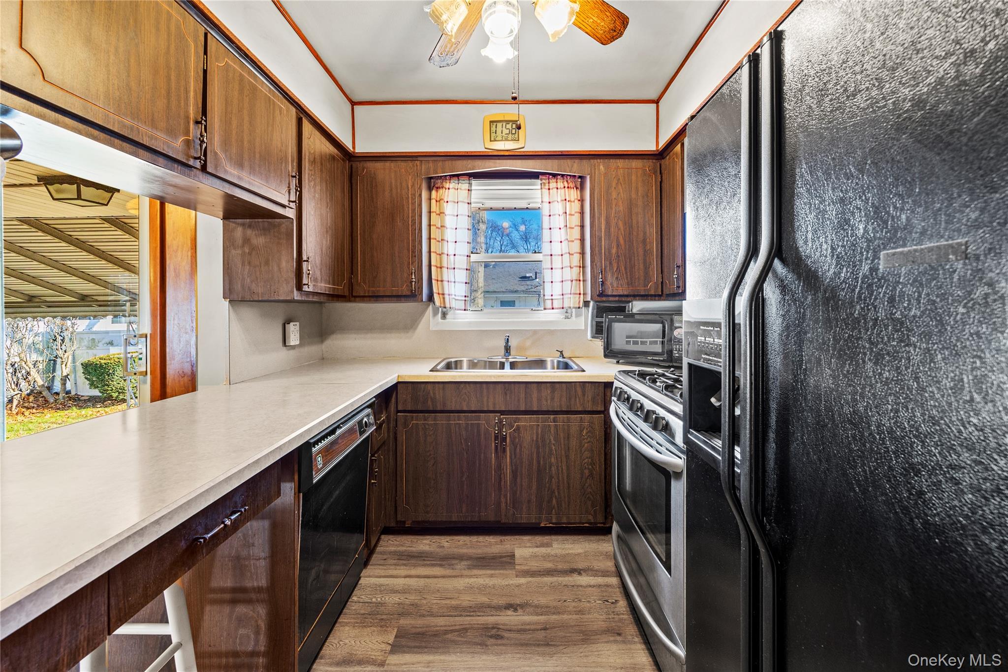 251 1st Avenue, Massapequa Park, NY 11762