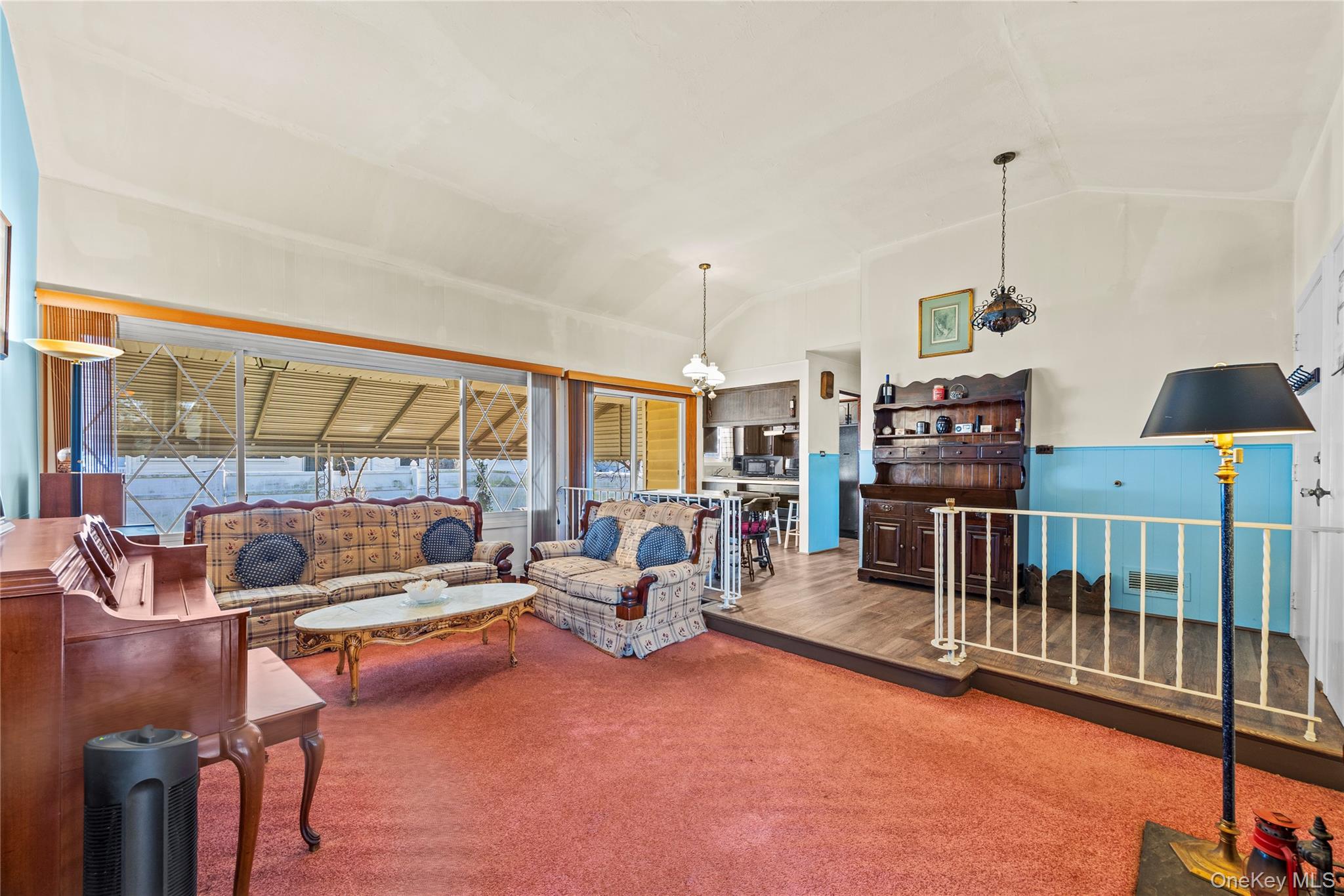 251 1st Avenue, Massapequa Park, NY 11762