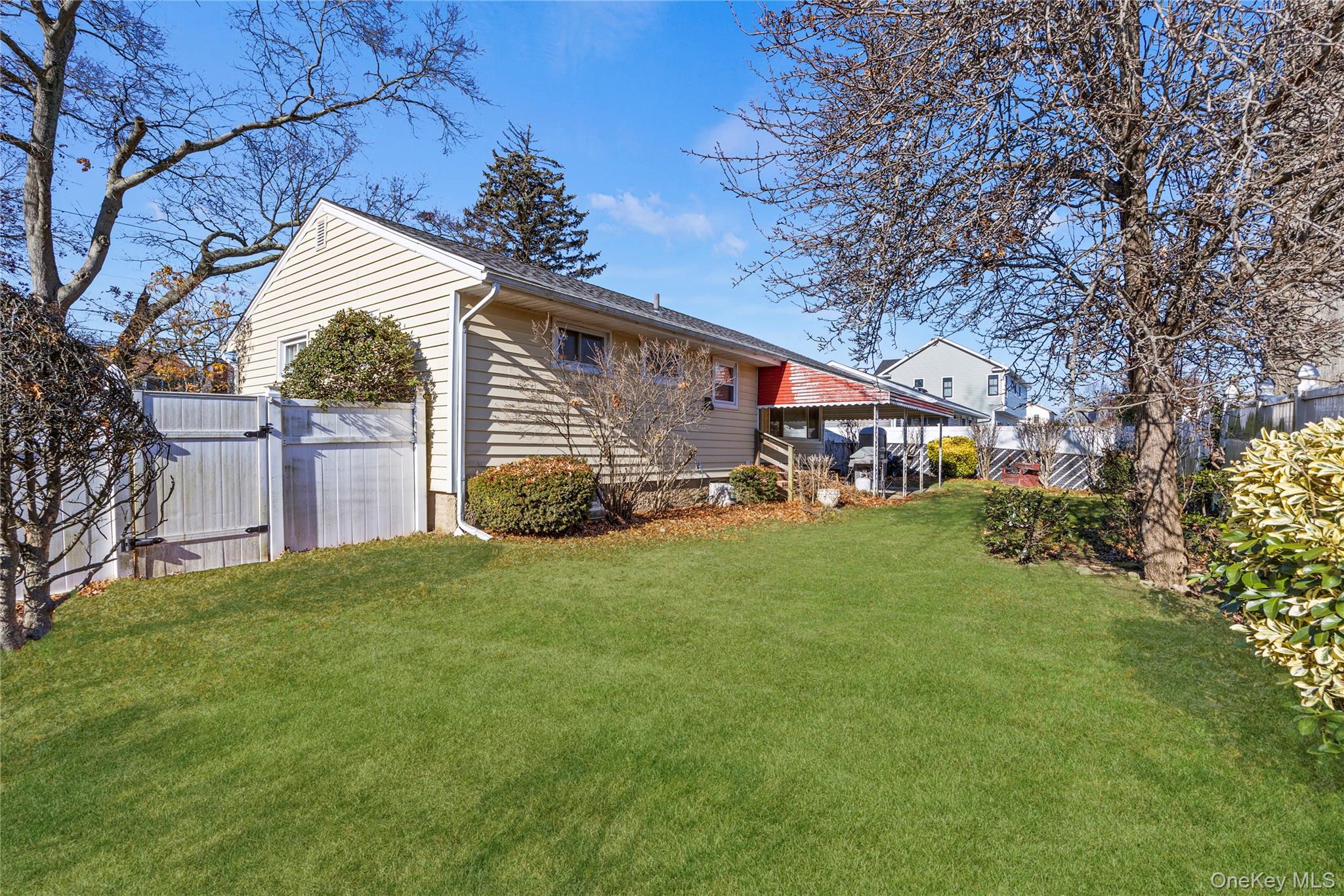 251 1st Avenue, Massapequa Park, NY 11762