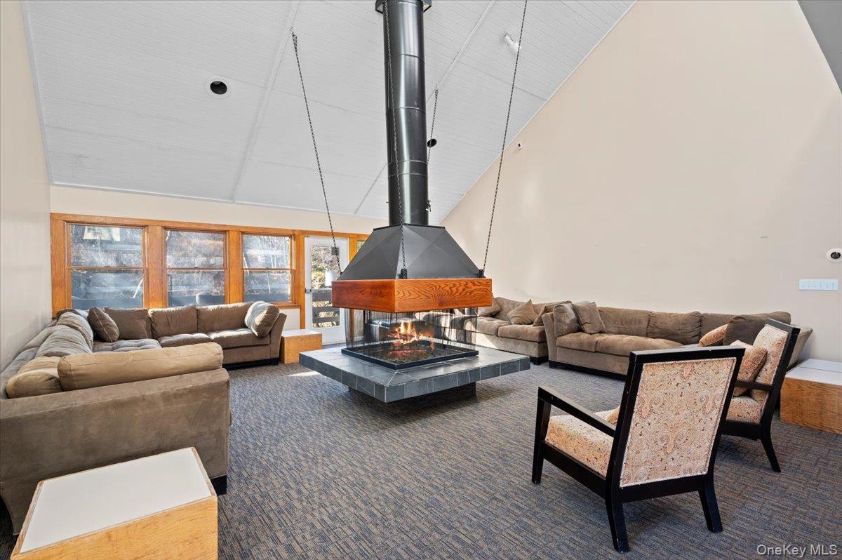 110 Round Hill Road, Dobbs Ferry, NY 10522