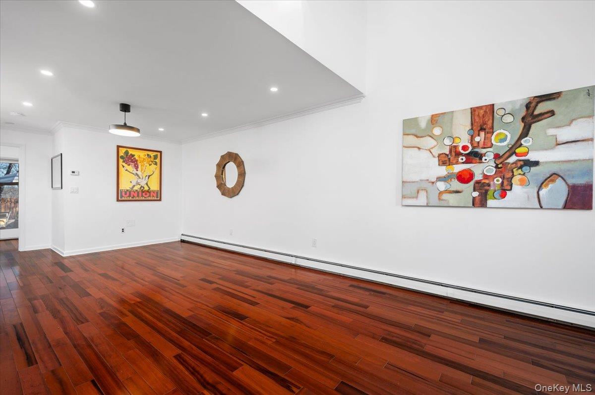 110 Round Hill Road, Dobbs Ferry, NY 10522