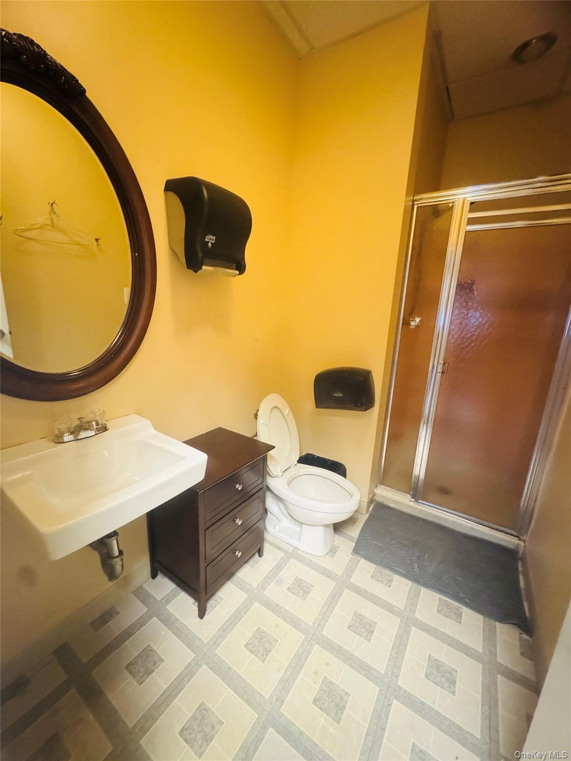 50 Schmitt Boulevard, Farmingdale, NY 11735