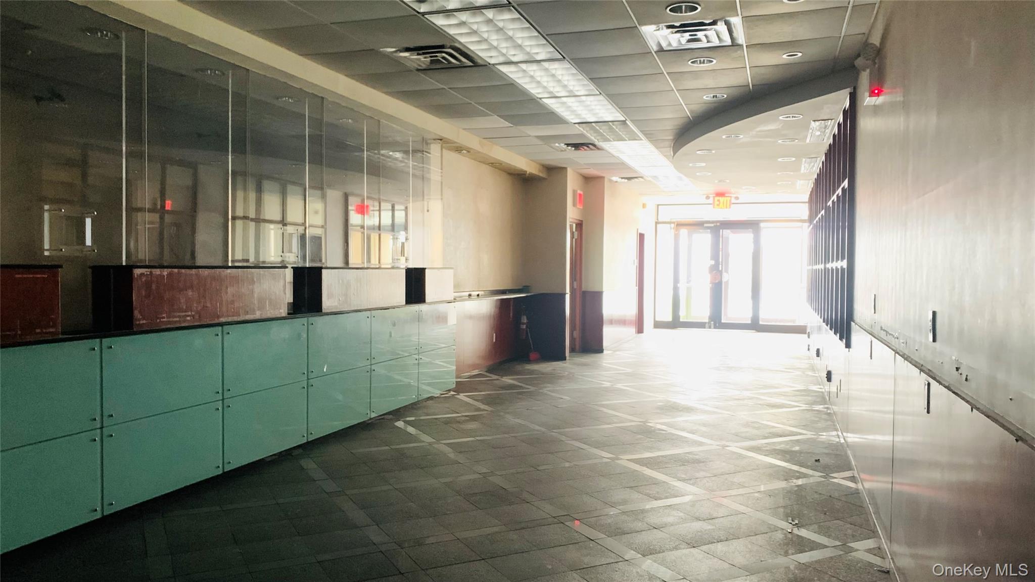 13681 Roosevelt Avenue, Flushing, NY 11354