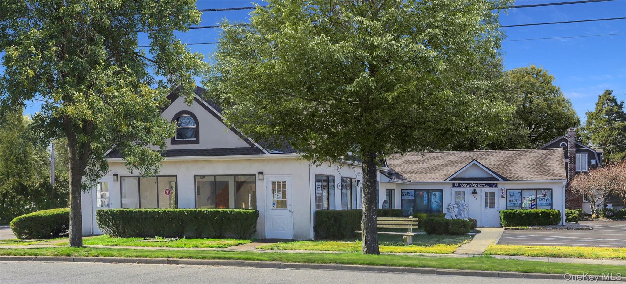 183 Montauk Highway, Westhampton Beach, NY 11978