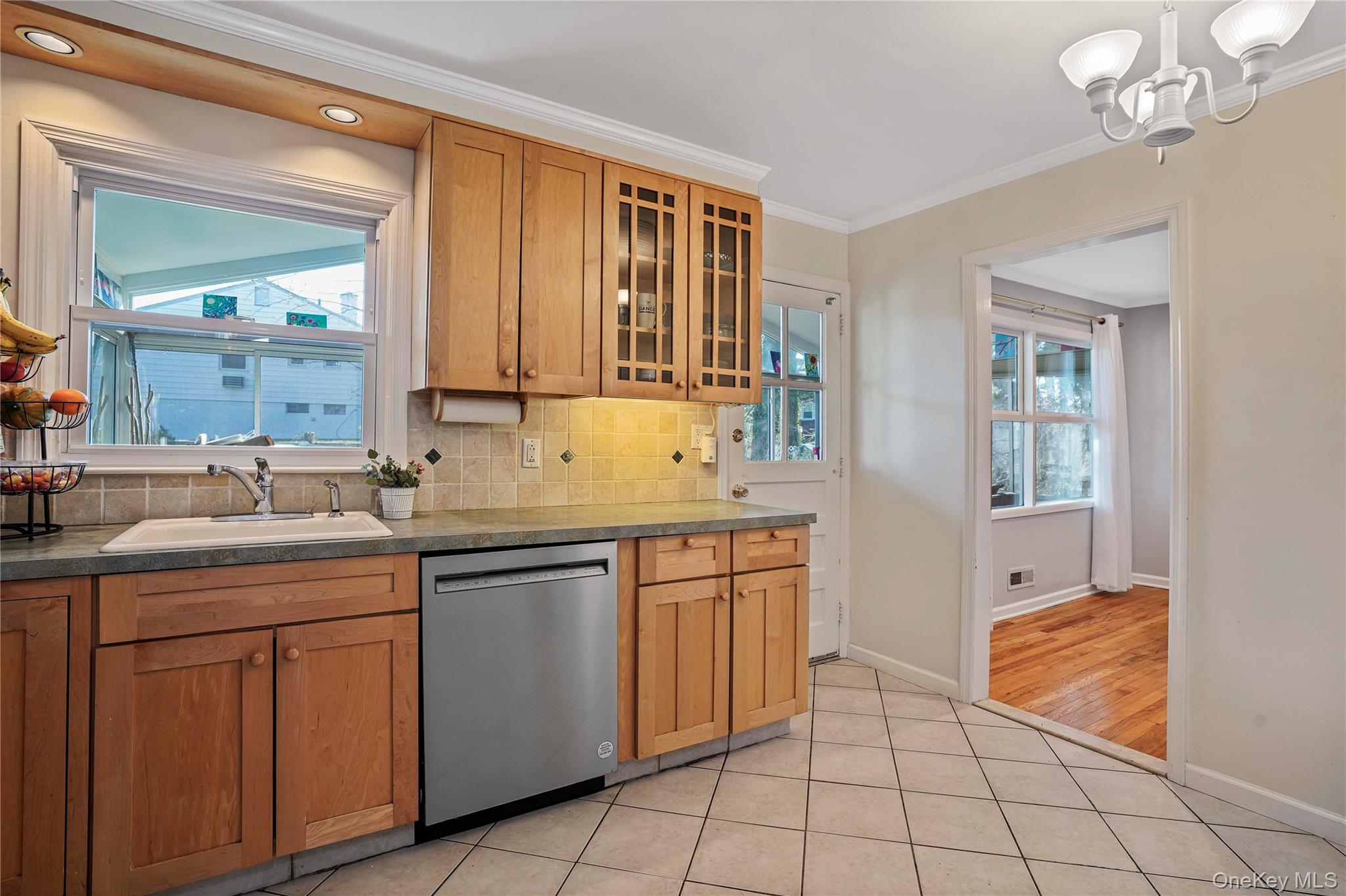 469 Rosedale Avenue, White Plains, NY 10605