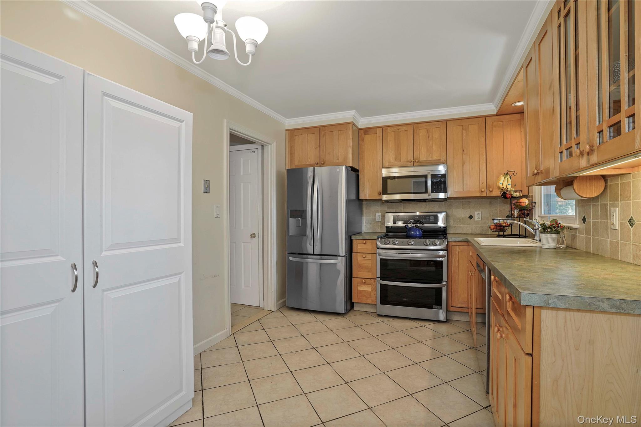 469 Rosedale Avenue, White Plains, NY 10605