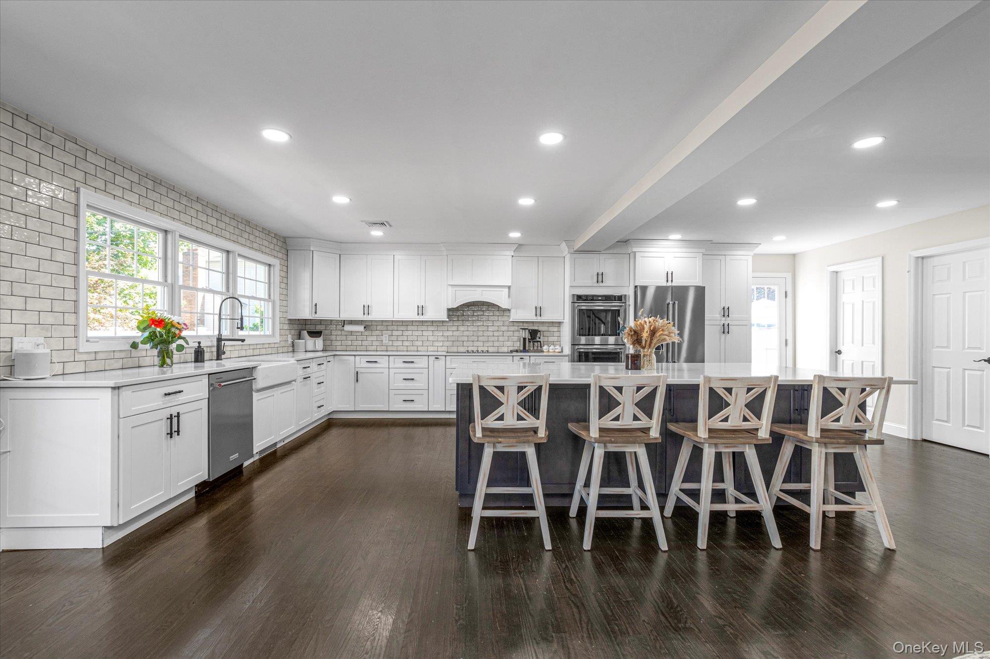 702 10th Avenue, East Northport, NY 11731