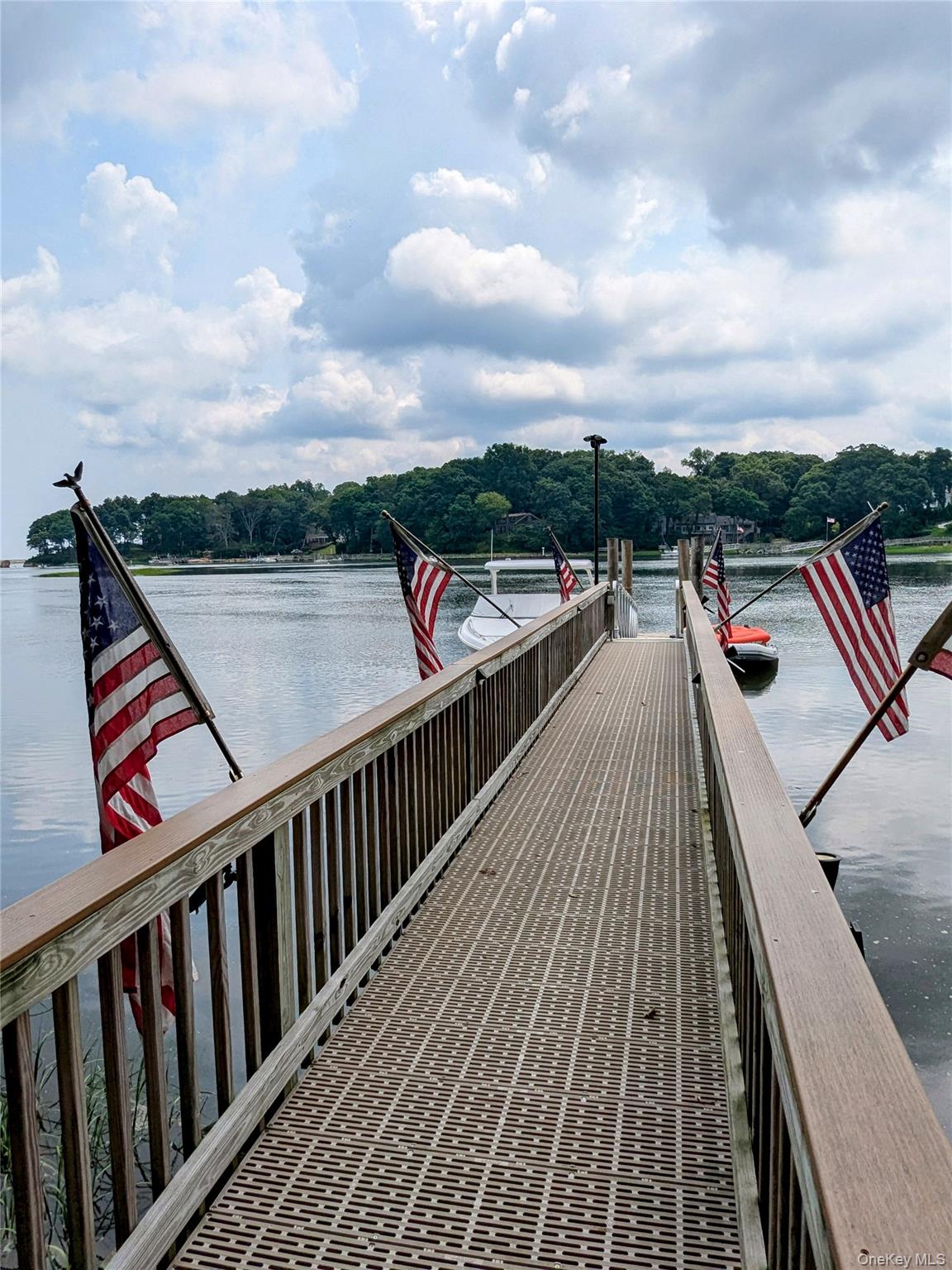 175 Old Field Road, Old Field, NY 11733