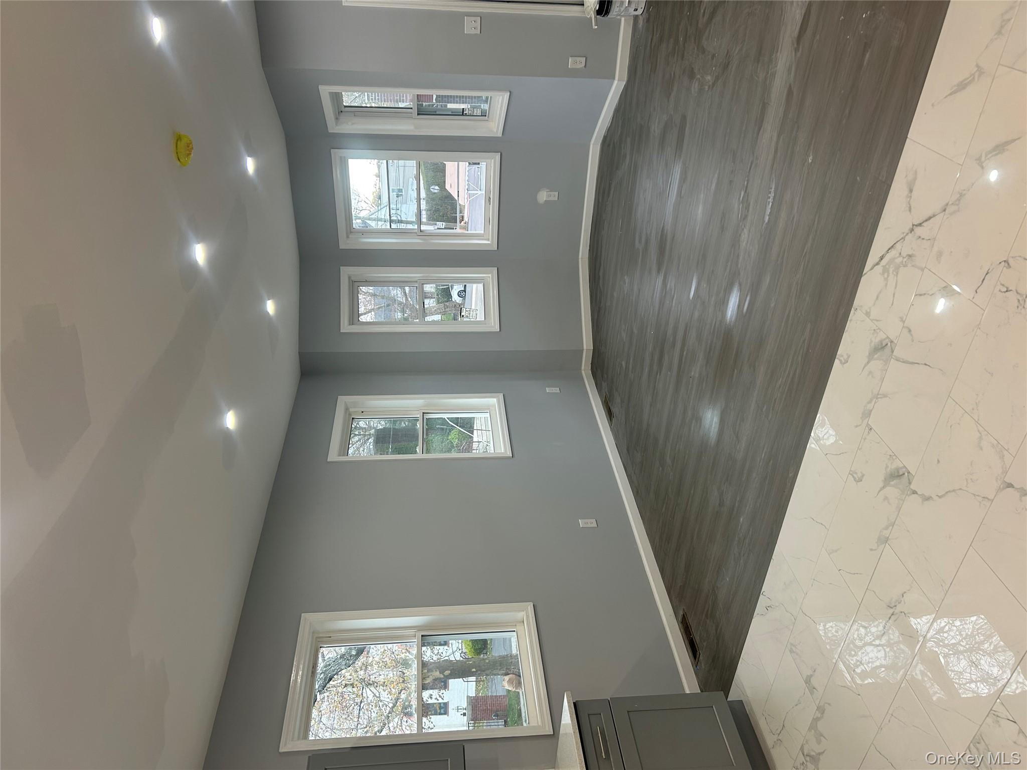 562 S 9th Avenue, Mount Vernon, NY 10550