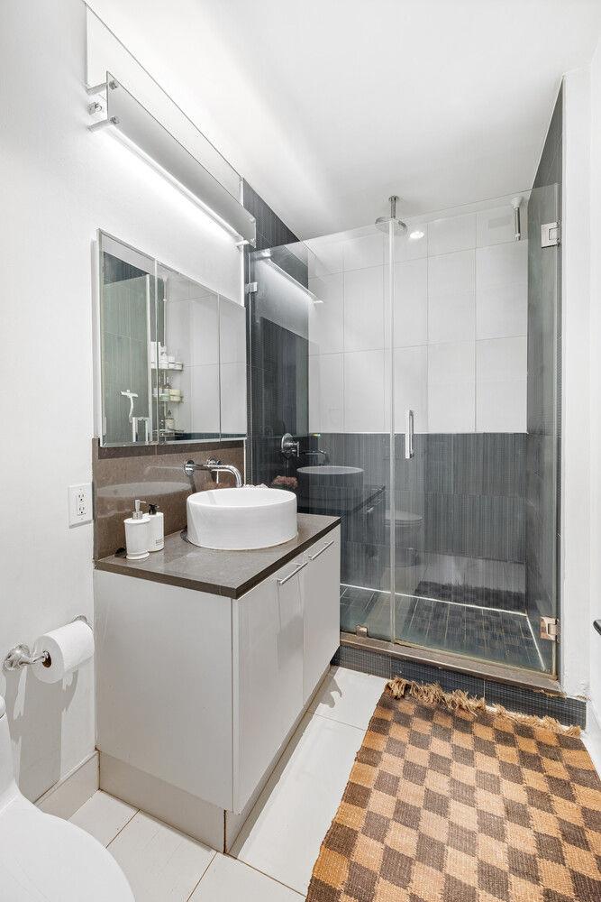 129 METROPOLITAN Avenue # 1B, Brooklyn, NY 11211