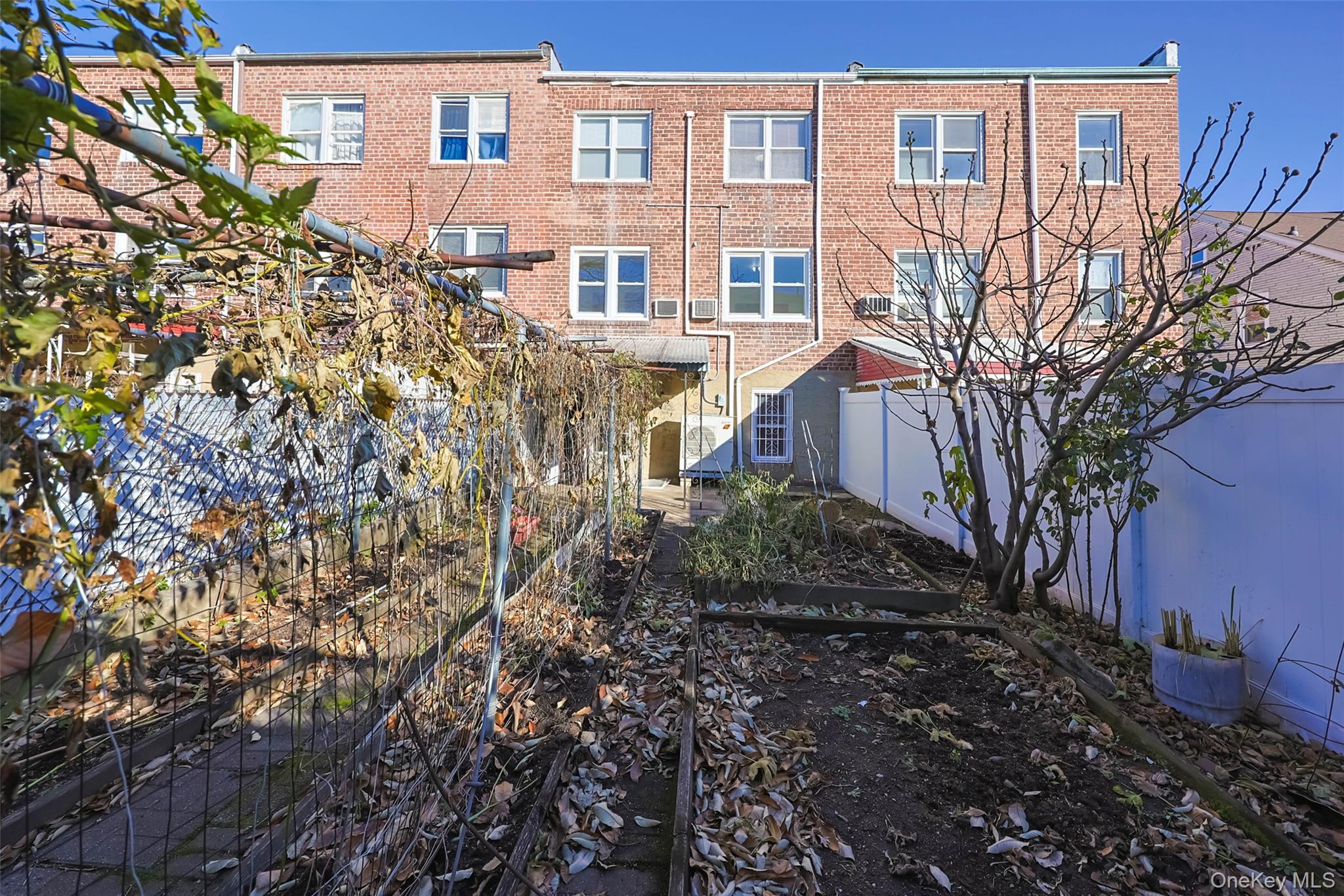 8010 165th Street, Flushing, NY 11432