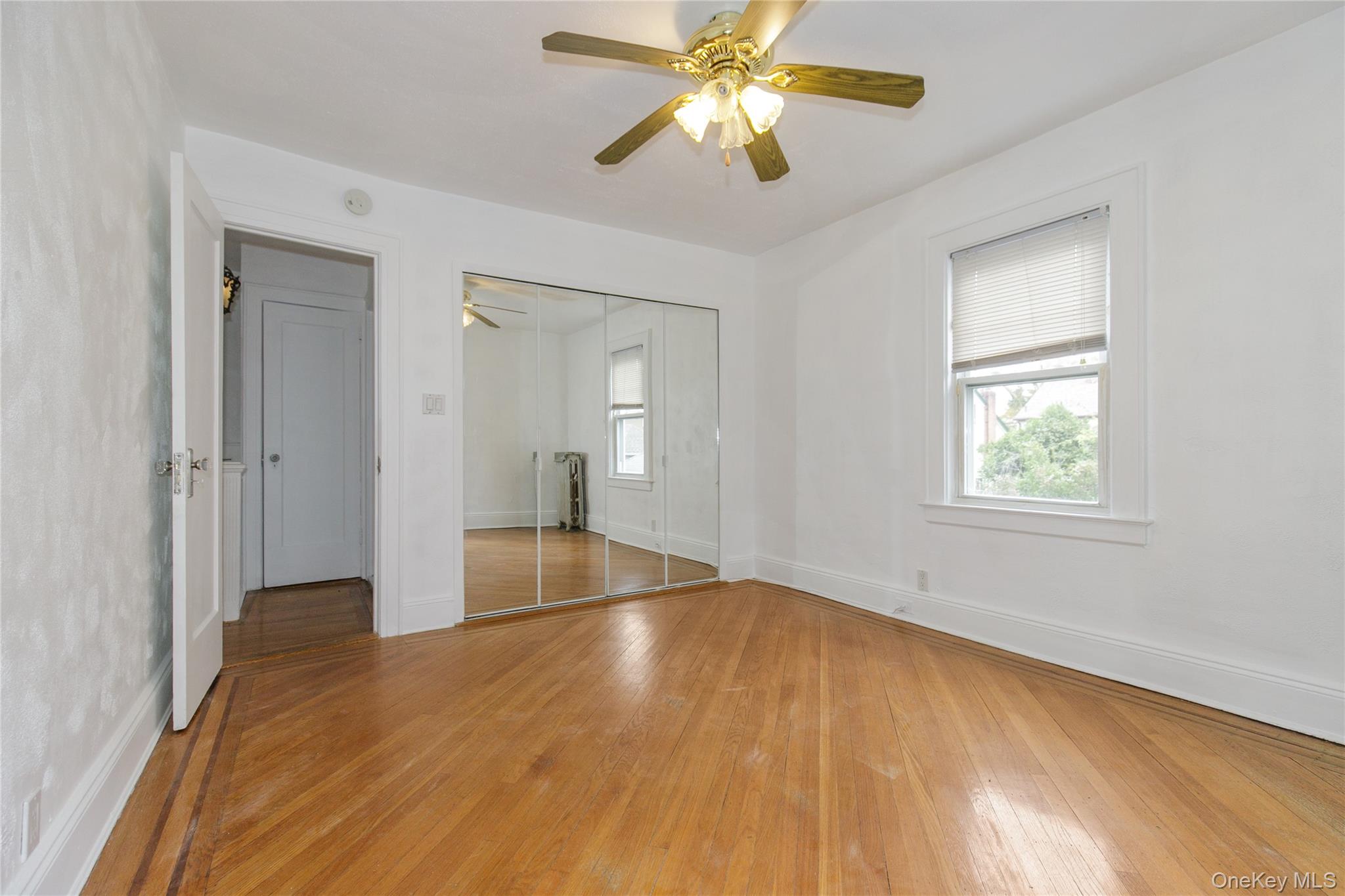 4623 Arcadia Lane, Great Neck, NY 11020