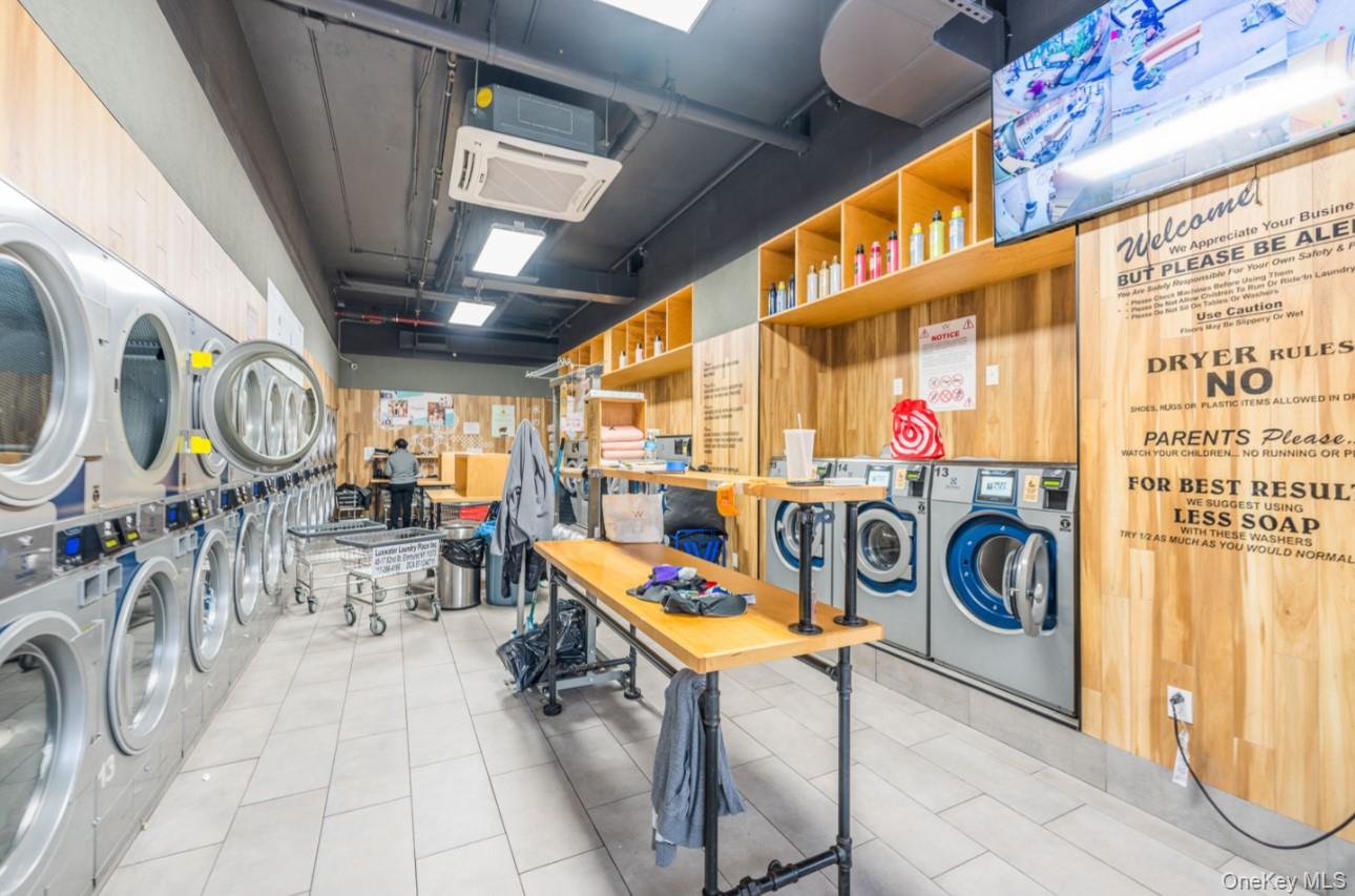 45-16 NE 83rd street Street NE # E2-J, Elmhurst, NY 11373