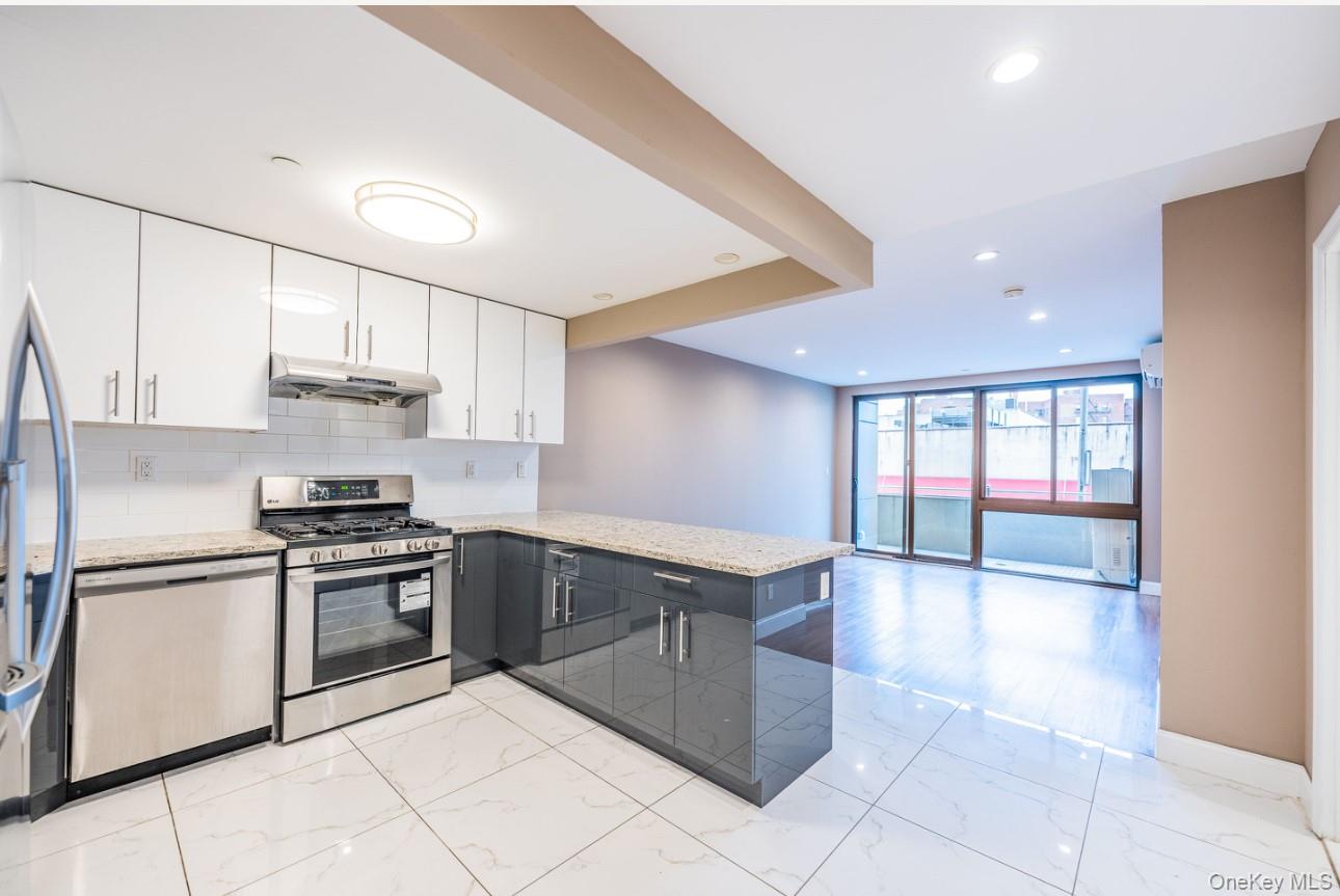 45-16 NE 83rd street Street NE # E2-J, Elmhurst, NY 11373