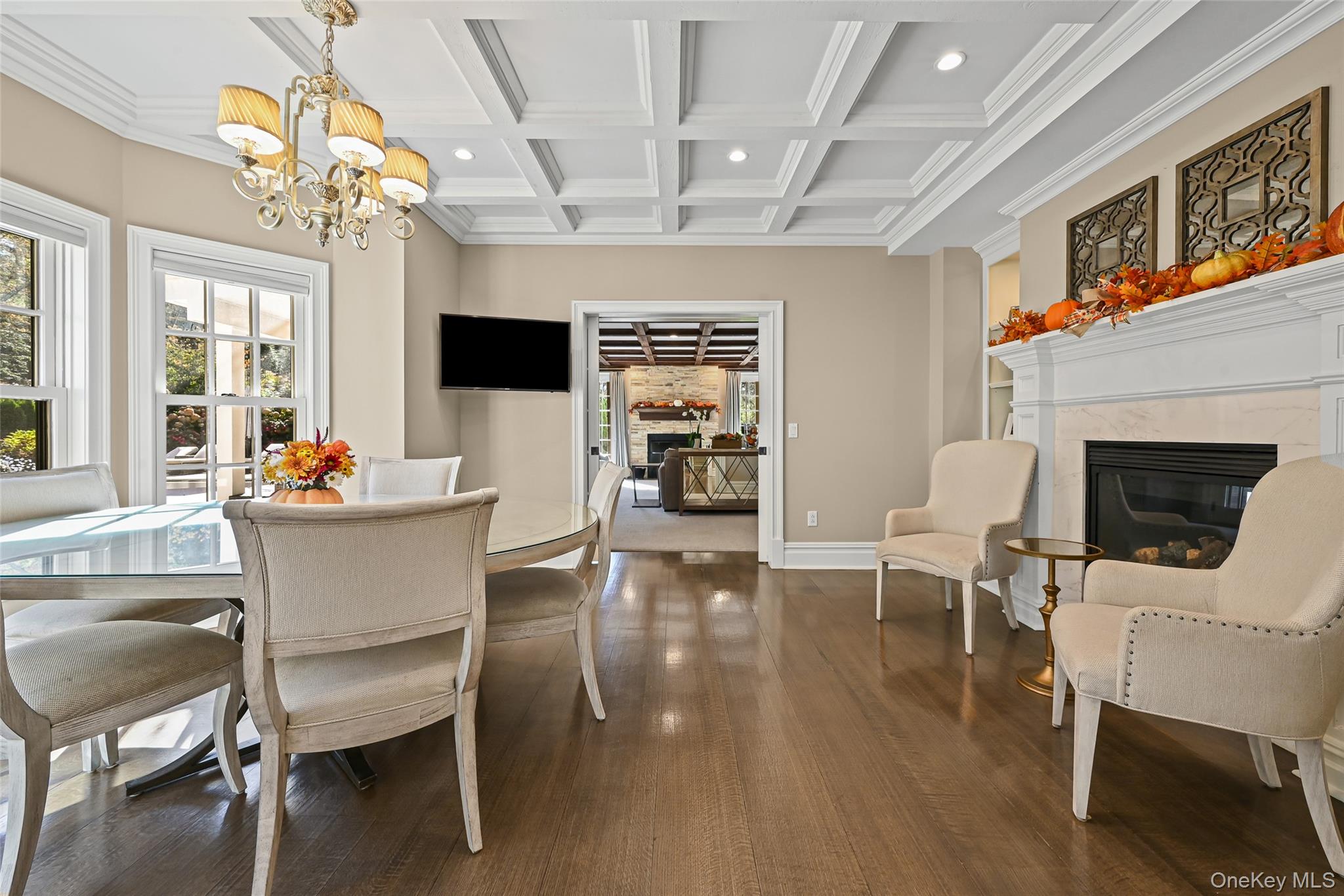 15 High Ridge Lane, Matinecock, NY 11771