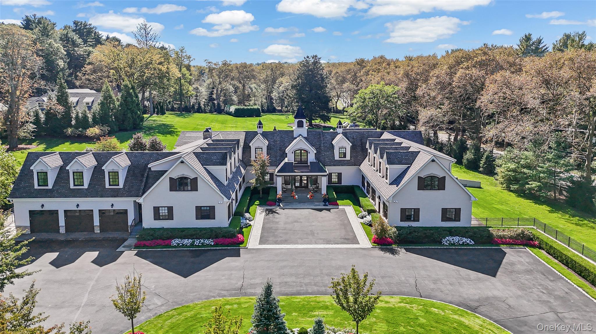 15 High Ridge Lane, Matinecock, NY 11771