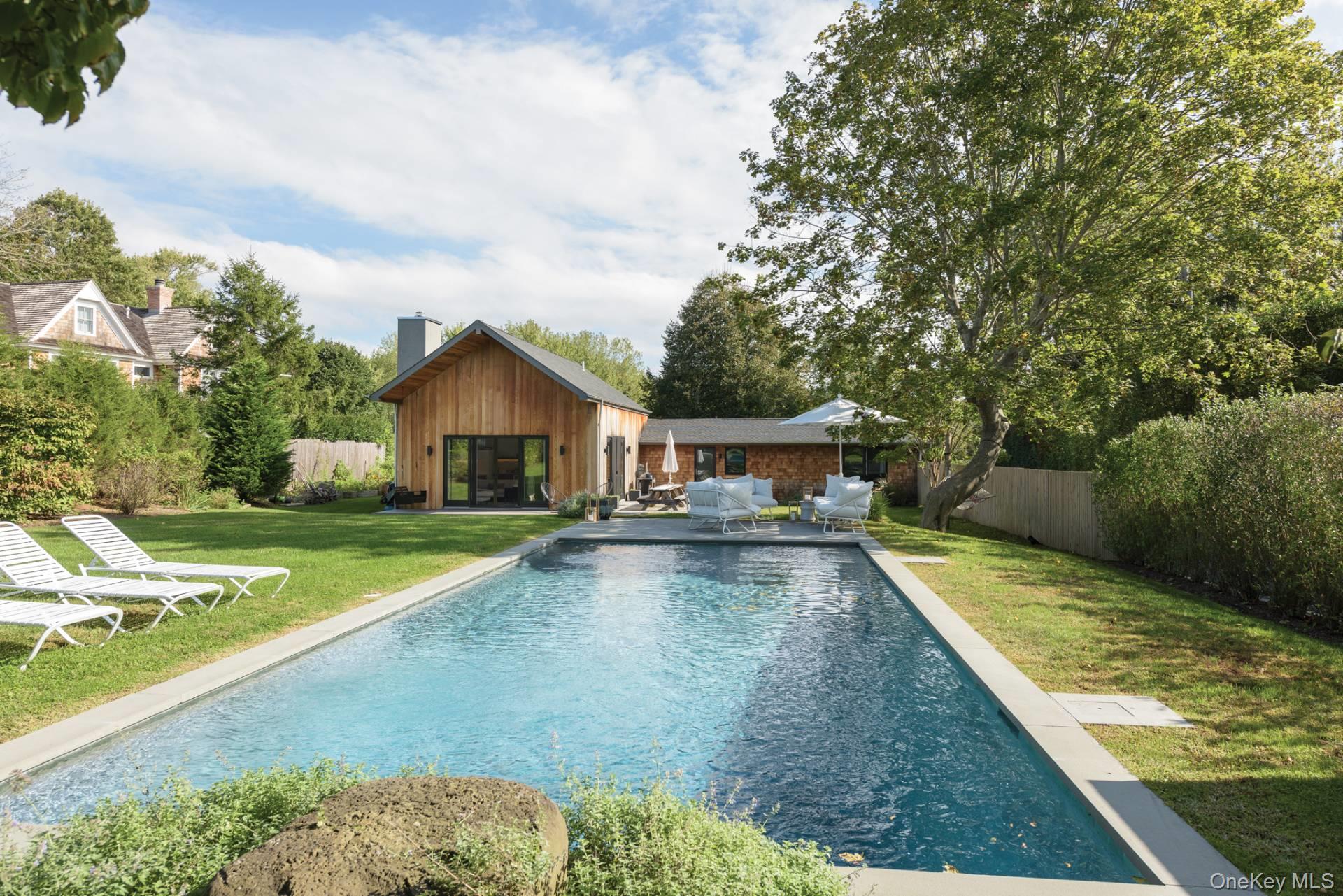 14 Indian Wells Highway, East Hampton, NY 11930