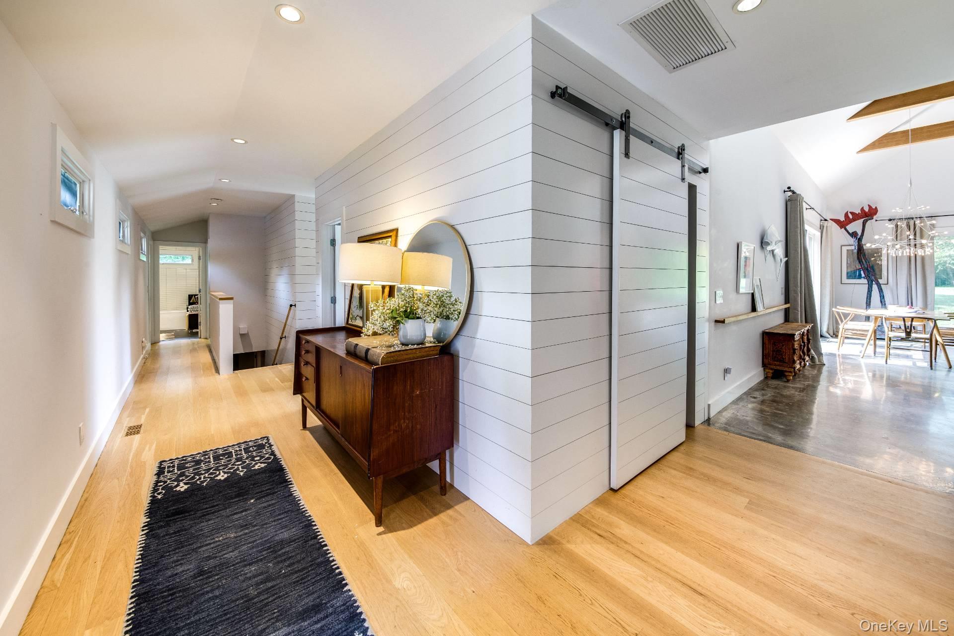 14 Indian Wells Highway, East Hampton, NY 11930