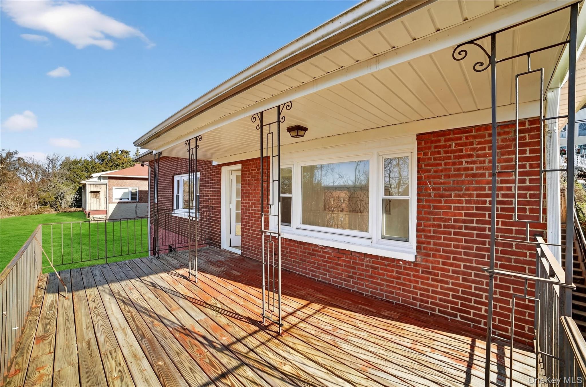 43 Arthur Place, Yonkers, NY 10701