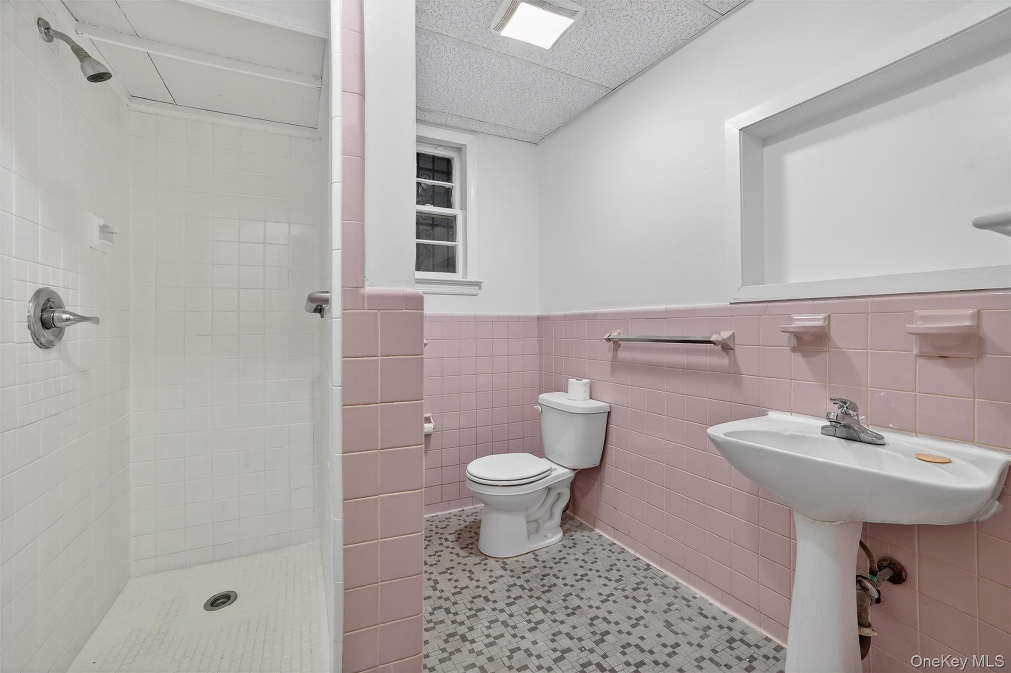 43 Arthur Place, Yonkers, NY 10701