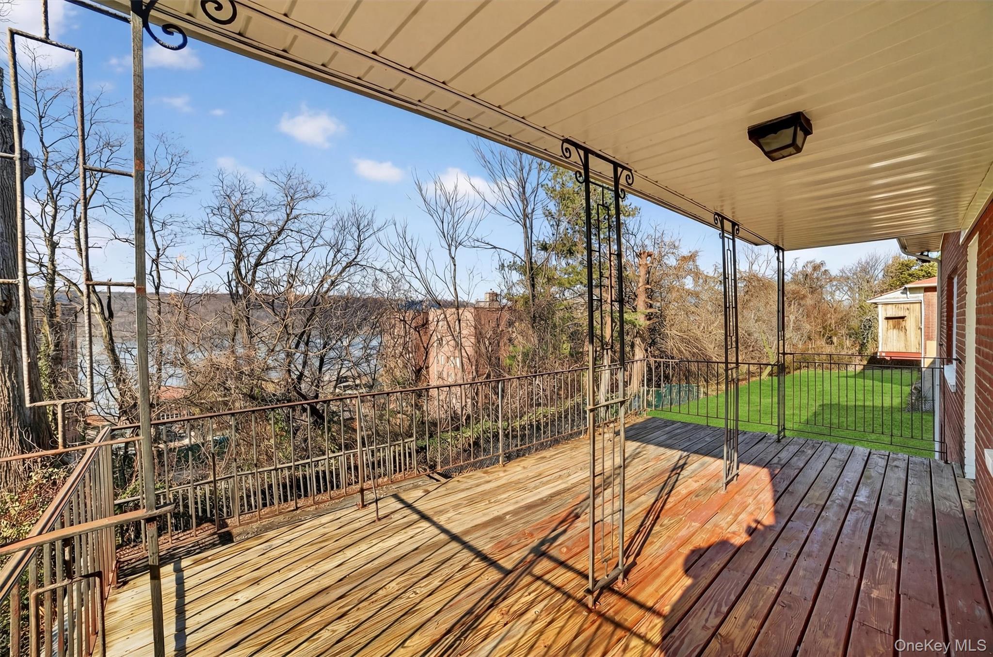 43 Arthur Place, Yonkers, NY 10701