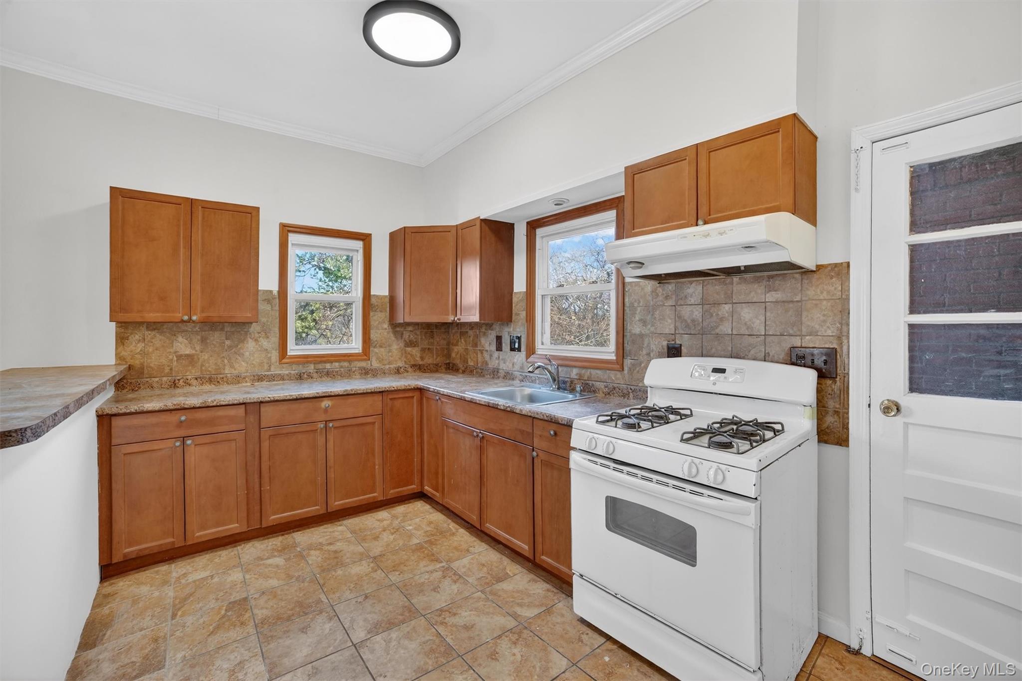 43 Arthur Place, Yonkers, NY 10701