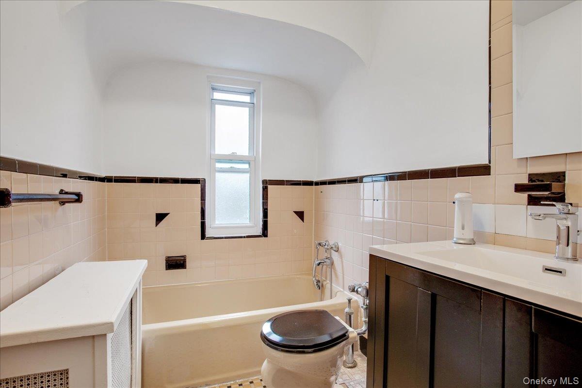 6409 78th Street, Middle Village, NY 11379