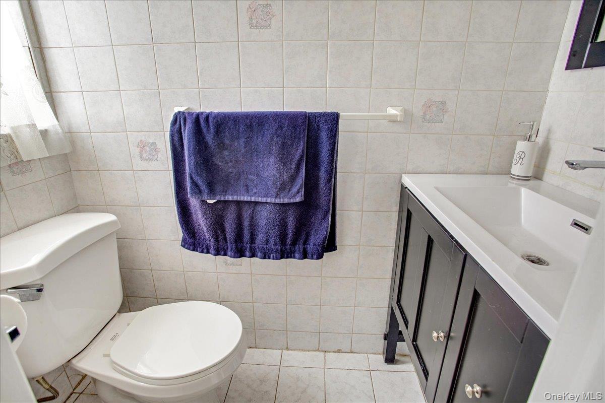 6409 78th Street, Middle Village, NY 11379