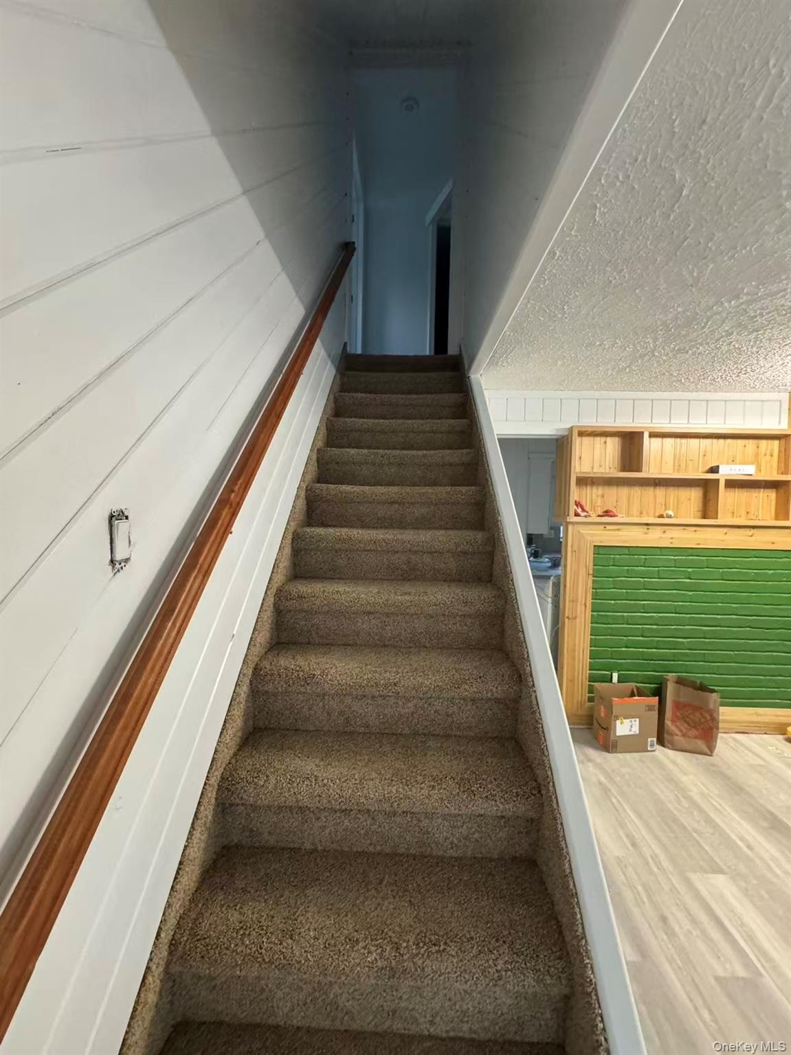 6 Serpentine Lane, Levittown, NY 11756