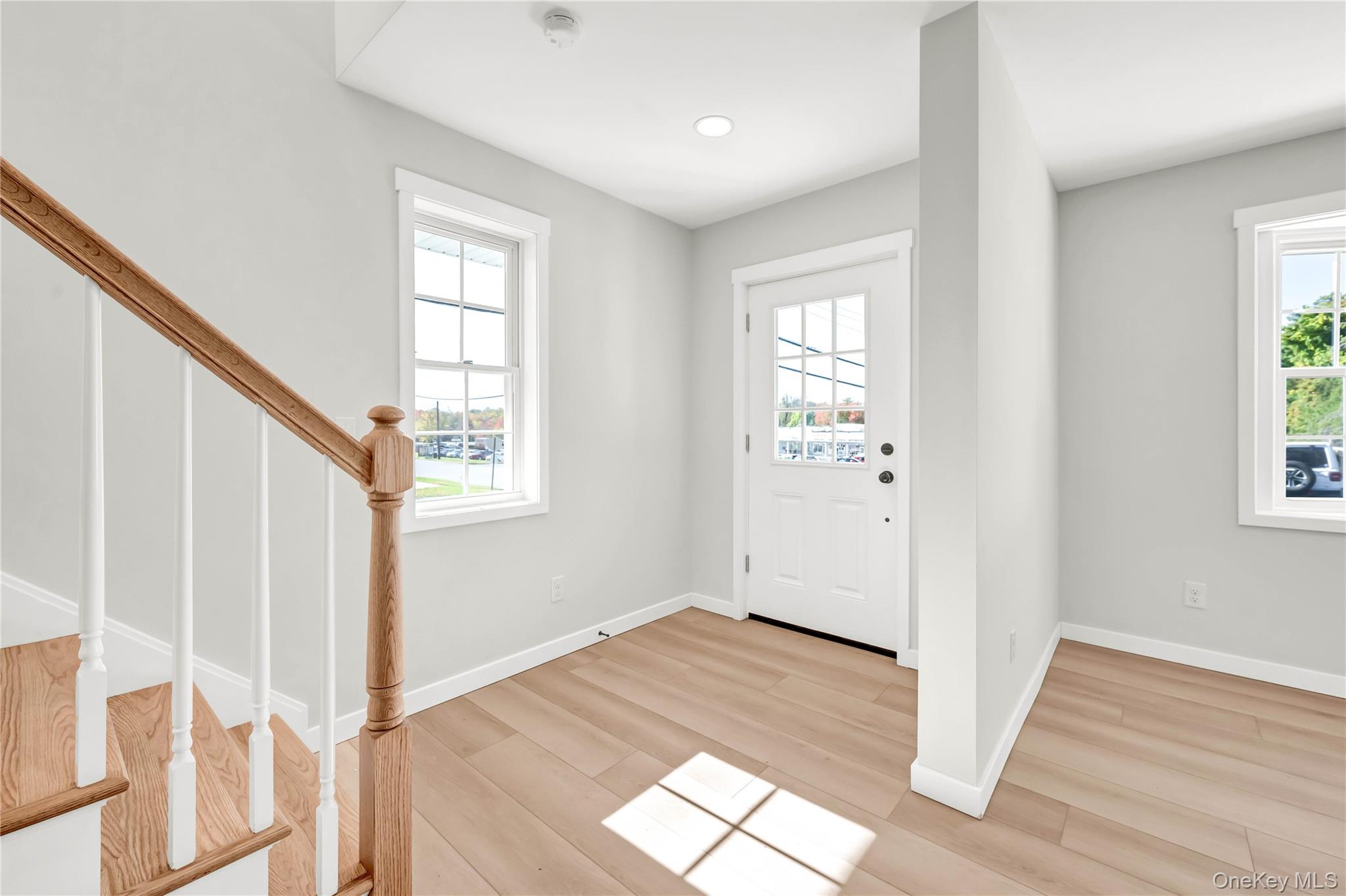 670 E Main Street, Jefferson Valley, NY 10535