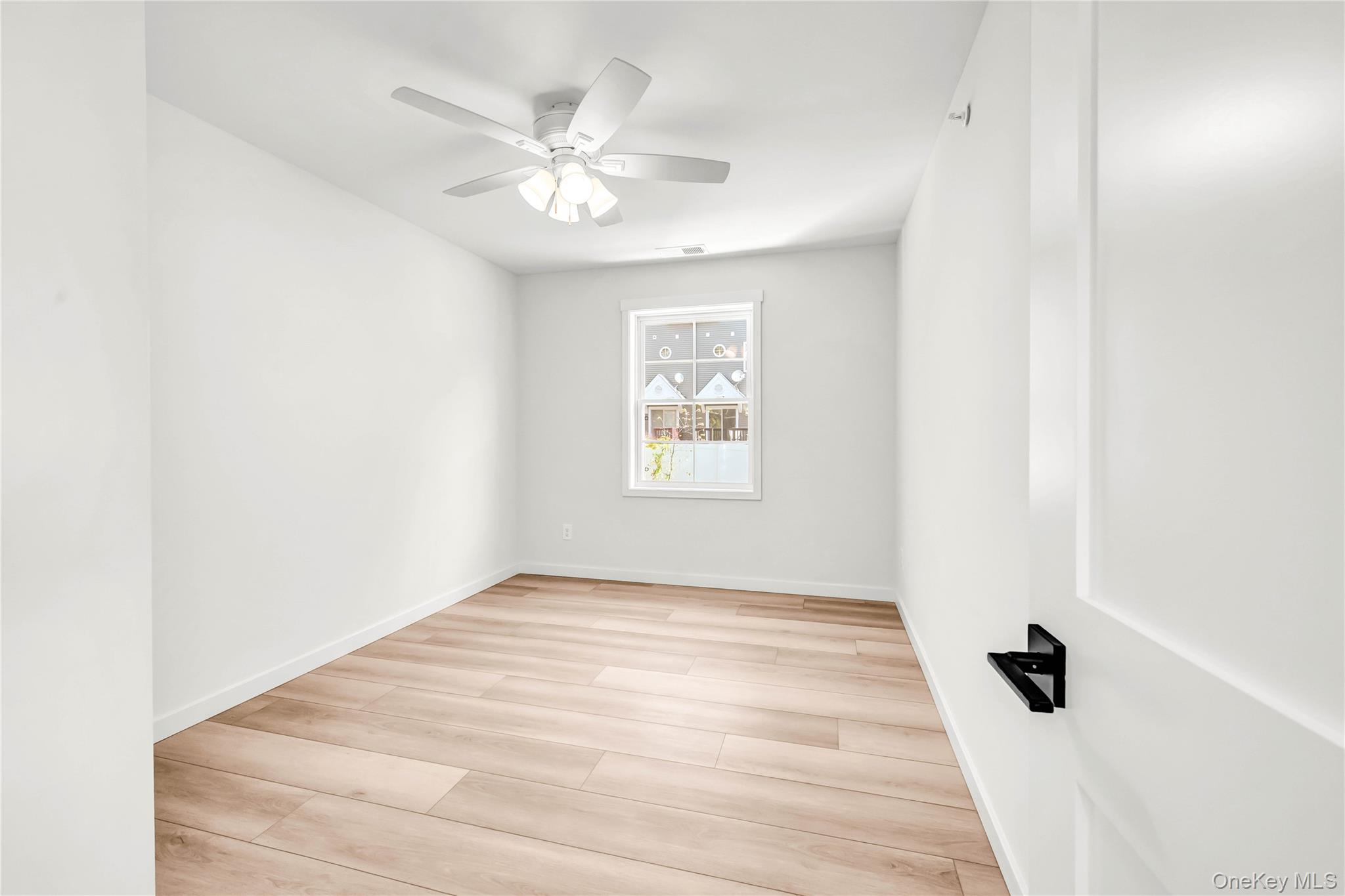 670 E Main Street, Jefferson Valley, NY 10535