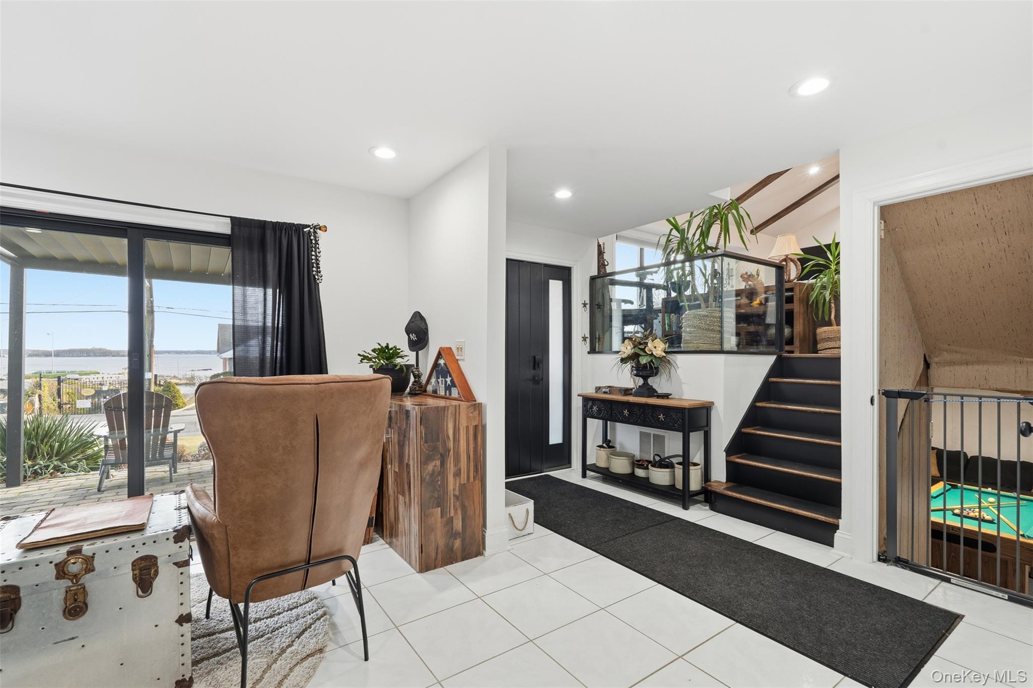 76 Kensington Oval, New Rochelle, NY 10805