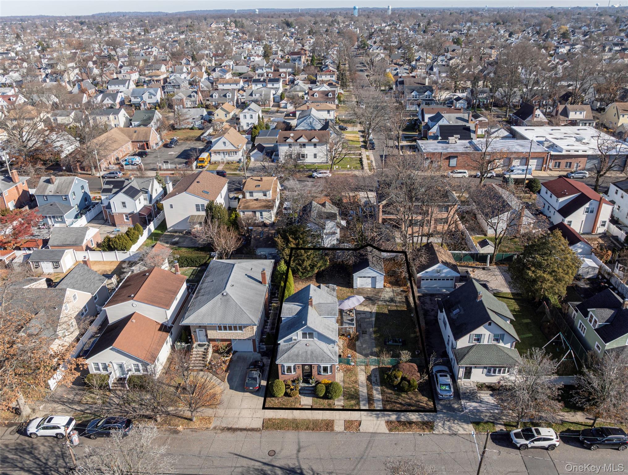 155 McKee Street, Floral Park, NY 11001