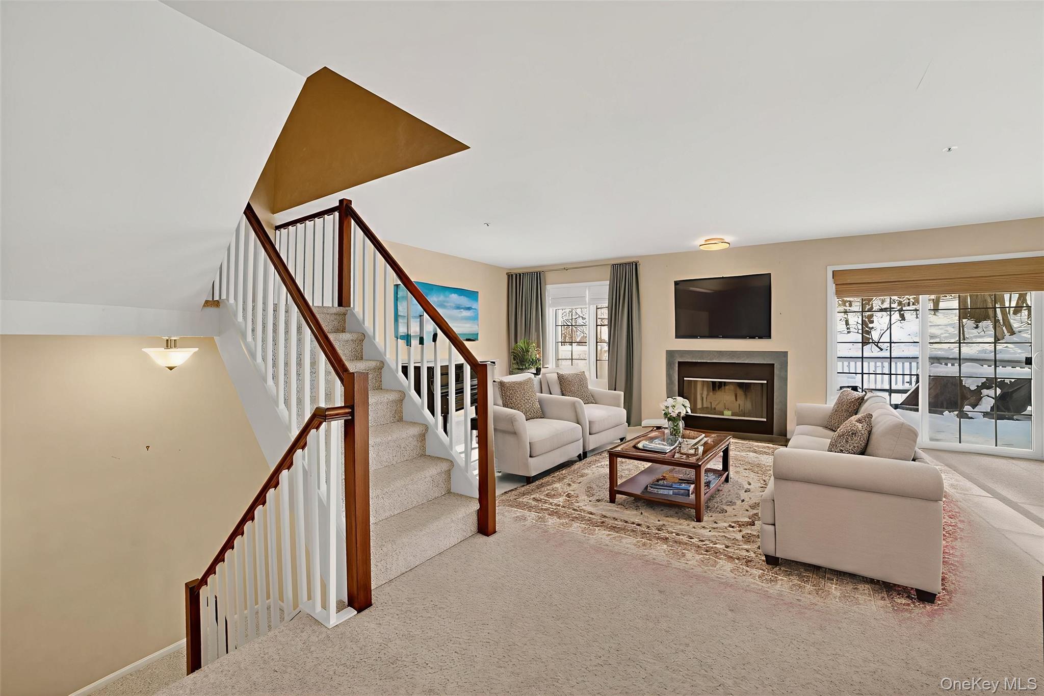 23 Berrybush Lane, Hastings-on-Hudson, NY 10706