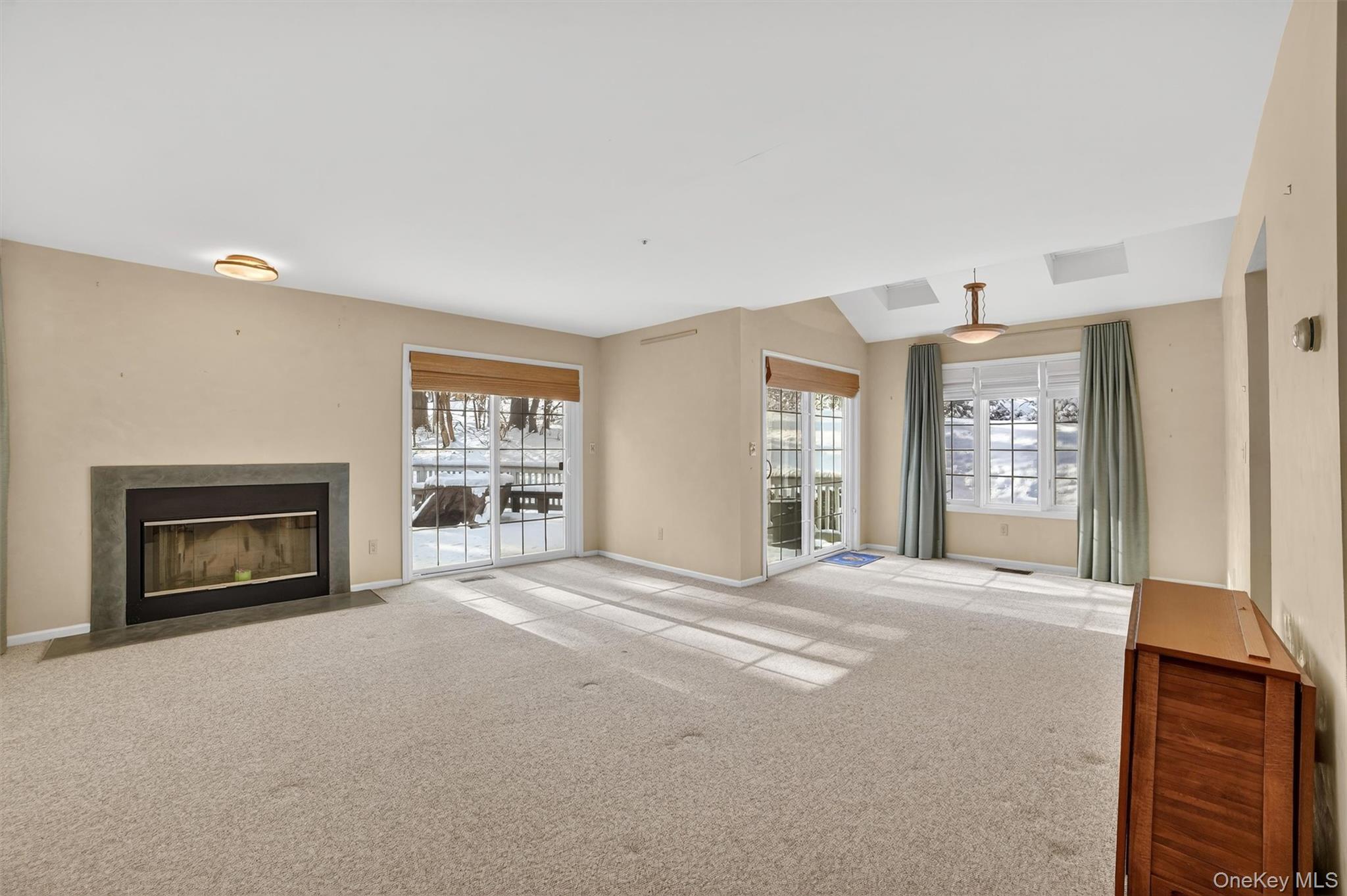 23 Berrybush Lane, Hastings-on-Hudson, NY 10706